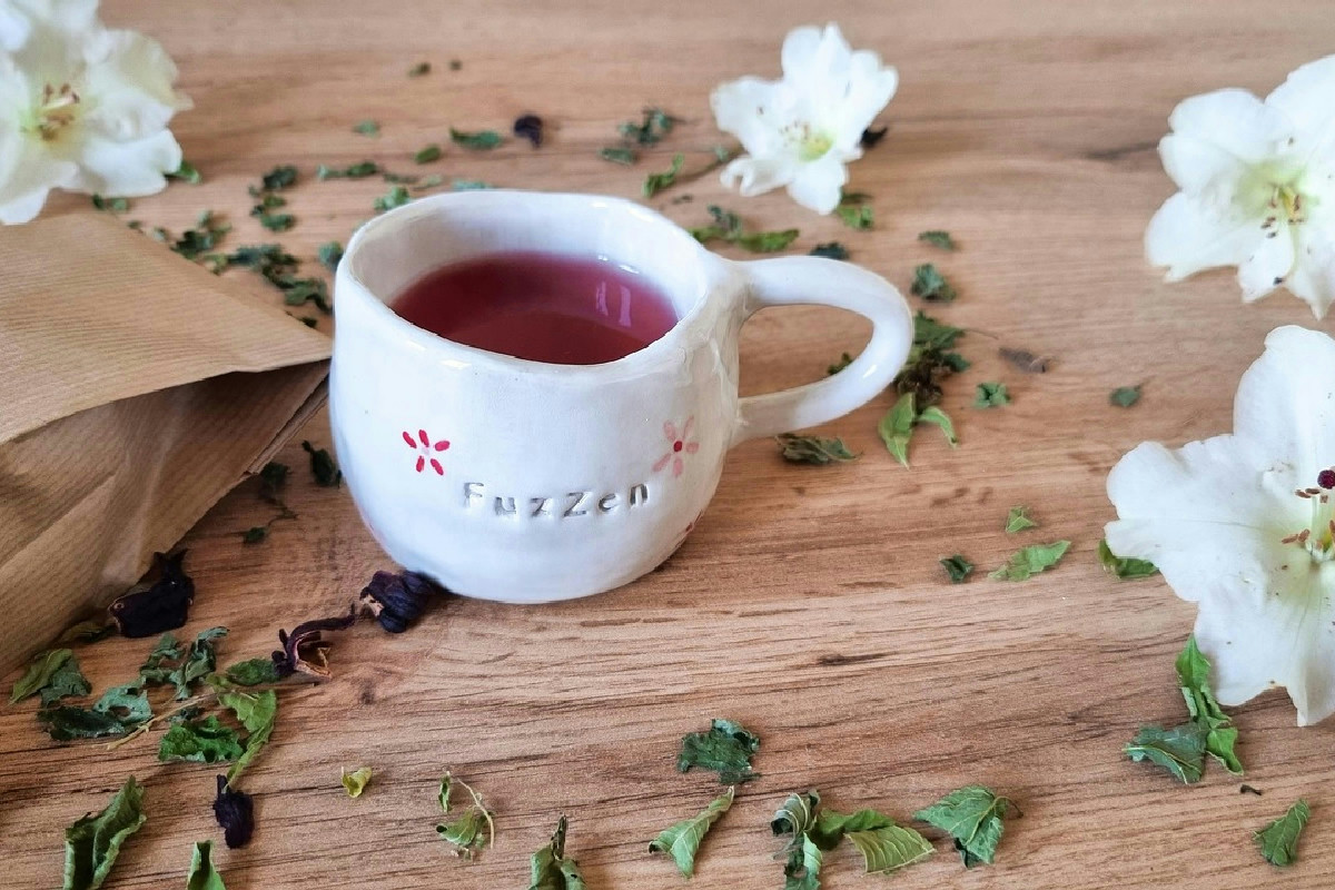 Quale tisana aiuta a stimolare il metabolismo dopo i pranzi abbondanti delle festività natalizie?