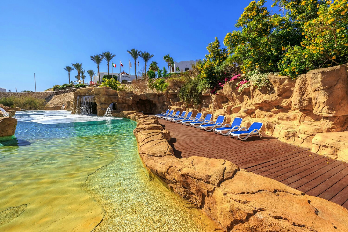 Sharm el-Sheikh oltre i resort: tesori naturali e attrazioni da scoprire con calma