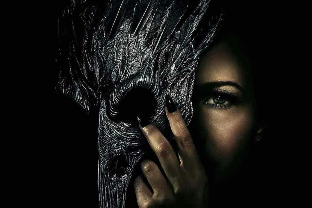 Il nero che si indossa svela personalità e umore: cosa comunica chi lo sceglie quotidianamente