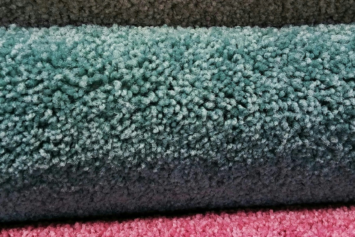 Tappeti e passatoie per separare con eleganza e funzionalità le zone degli open space