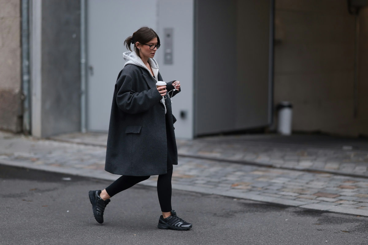 Tendenze moda 2026: i codici di stile che rivoluzioneranno guardaroba e outfit urbani